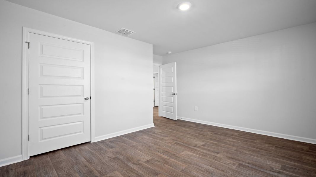 Spacious, unfurnished interior of a new home in Rice Hope, Port Wentworth (Image 23). Spacious, unfurnished interior of a new home in Rice Hope, Port Wentworth (Image 23).