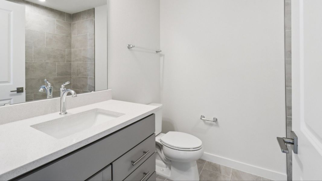 Guest Bath in the Monterey End Townhome by DRB Homes - Cyrene at Harmony in St Cloud FL