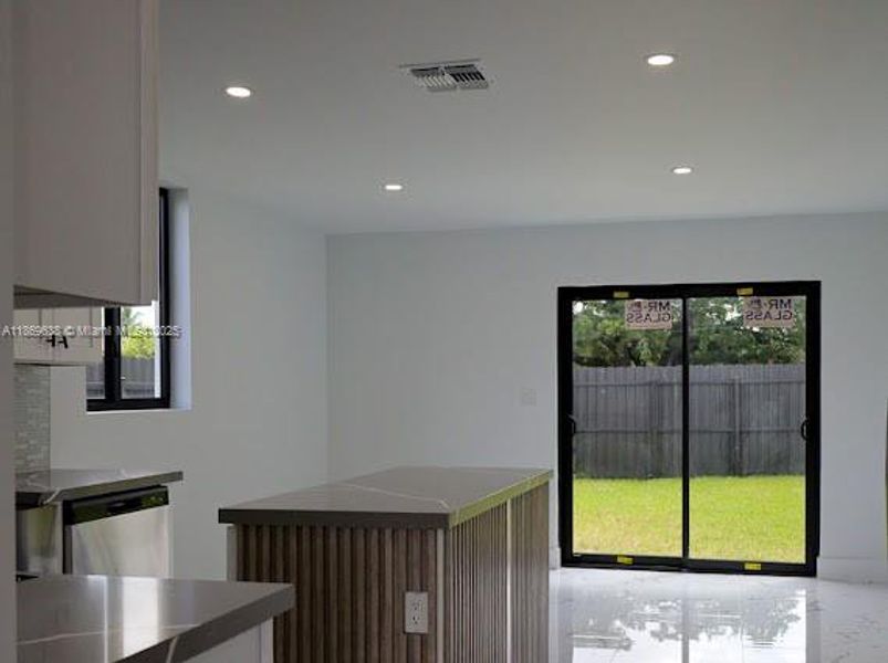 Image 40 of a home in .