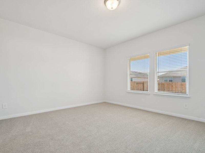 Spacious, unfurnished interior of a new home in Waterstone Crossing, Kyle (Image 8).