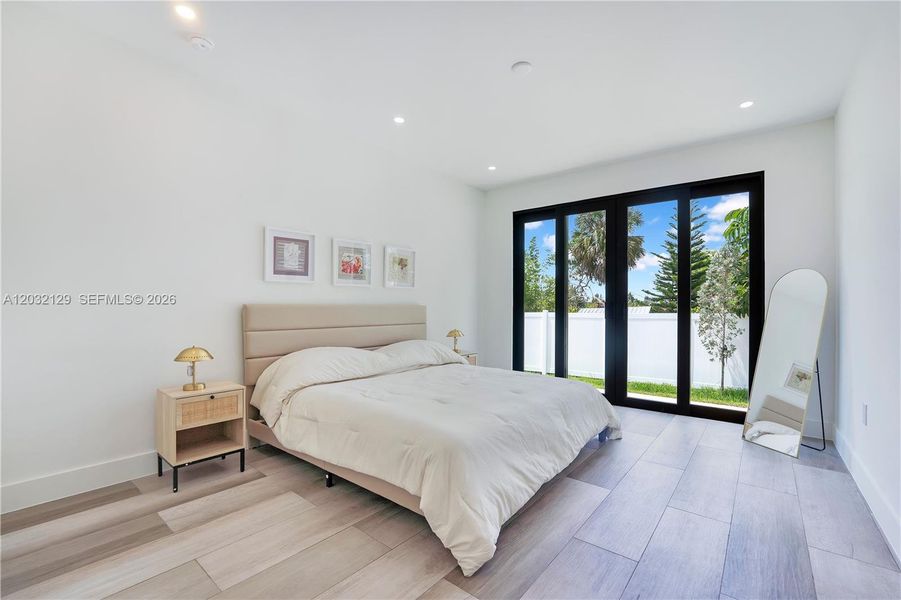 Furnished interior view inside a new home in , Hollywood (Image 10).