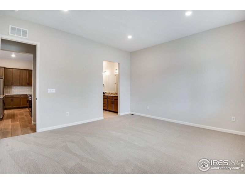 Spacious, unfurnished interior of a new home in Westside Crossing Paired Homes, Berthoud (Image 33). Spacious, unfurnished interior of a new home in Westside Crossing Paired Homes, Berthoud (Image 33).