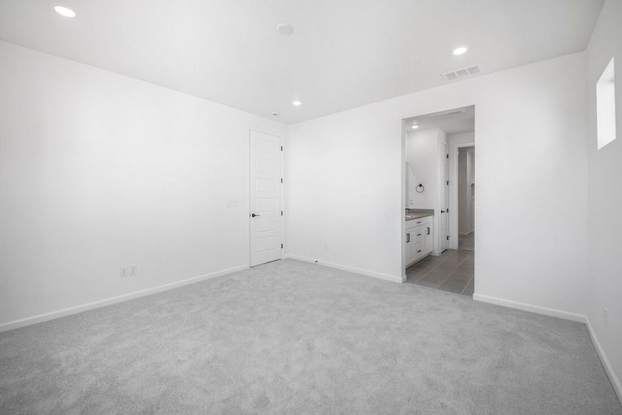 Spacious, unfurnished interior of a new home in Sterling Ranch Ascent Village, Littleton (Image 22). Spacious, unfurnished interior of a new home in Sterling Ranch Ascent Village, Littleton (Image 22).