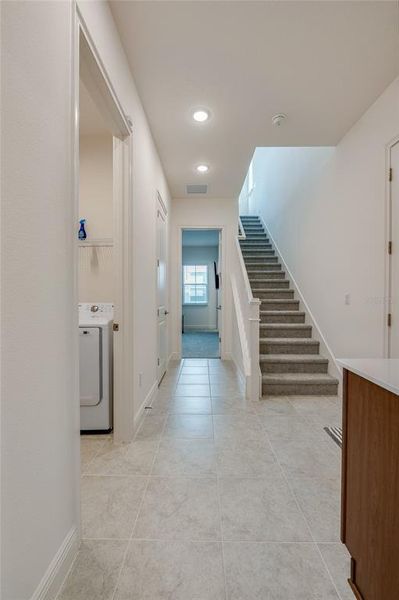 Spacious, unfurnished interior of a new home in , Daytona Beach (Image 43).