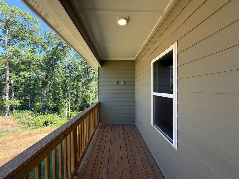 Exterior details and patio area of a home in Tuscany Hills, Douglasville (Image 3).