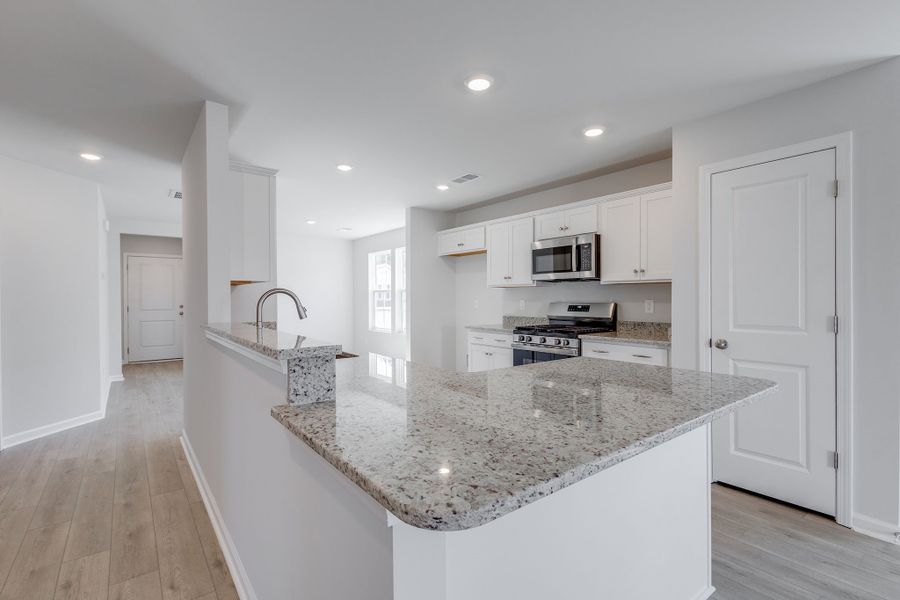 Furnished interior view inside a new home in Bluefield, Lexington (Image 10).