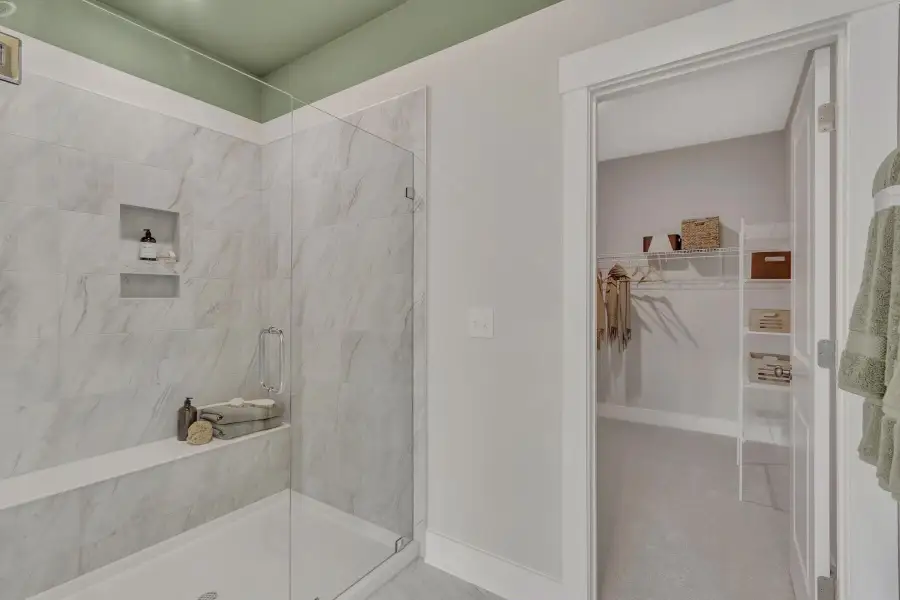 Owner's Bathroom Owner's Bathroom