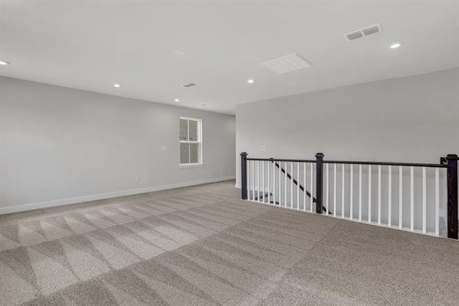 Spacious, unfurnished interior of a new home in Crystal Falls, Dawsonville (Image 32).