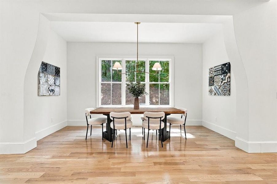 Furnished interior view inside a new home in , Roswell (Image 41).
