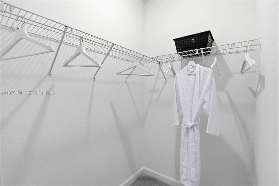 Spacious, unfurnished interior of a new home in , Miami (Image 24).