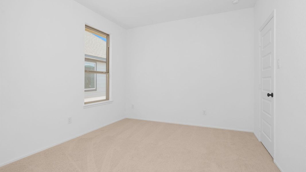 Spacious, unfurnished interior of a new home in Austin Point, Richmond (Image 8).