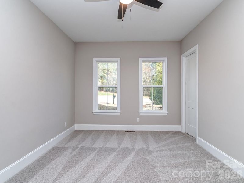 Spacious, unfurnished interior of a new home in , York (Image 22).