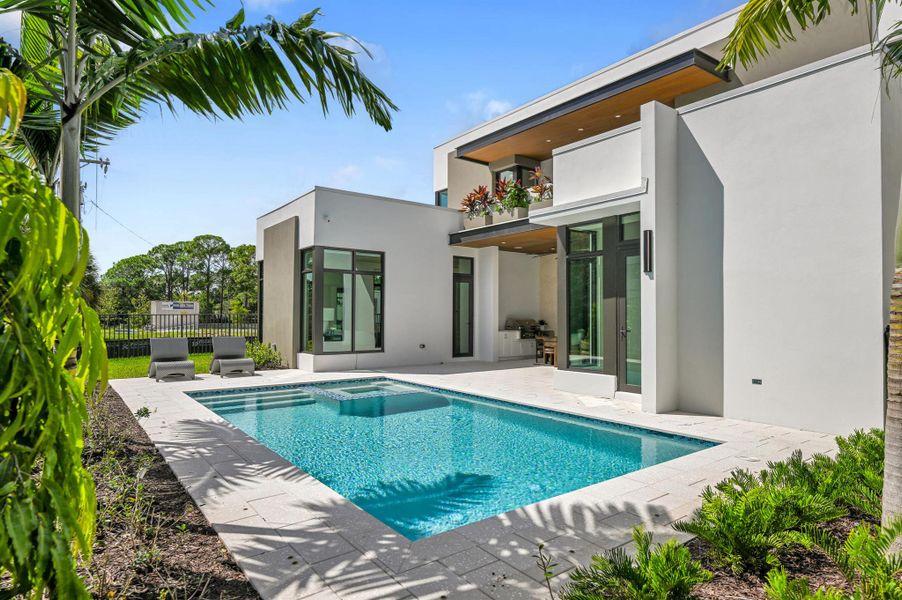 Exterior details and patio area of a home in , Delray Beach (Image 2).