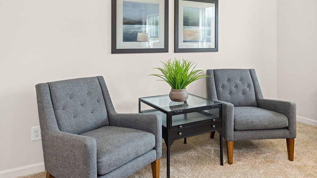 Representative furnished interior of a home built from the Flora by D.R. Horton in Sheffield Highlands, Dallas (Image 17).