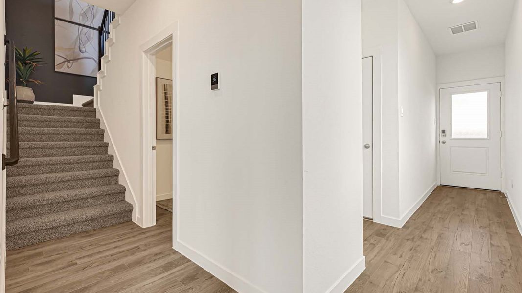 Spacious, unfurnished interior of a new home in Villarosa at Tamarron, Katy (Image 21). Spacious, unfurnished interior of a new home in Villarosa at Tamarron, Katy (Image 21).