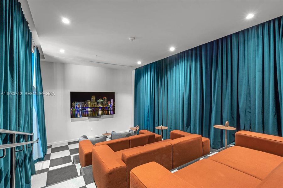 Community amenities in , Miami (Image 33).