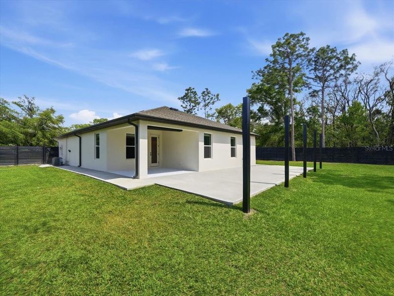 Exterior details and patio area of a home in , Spring Hill (Image 22).