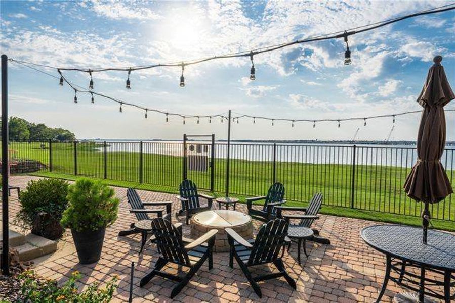 Community amenities in , Dallas (Image 12).