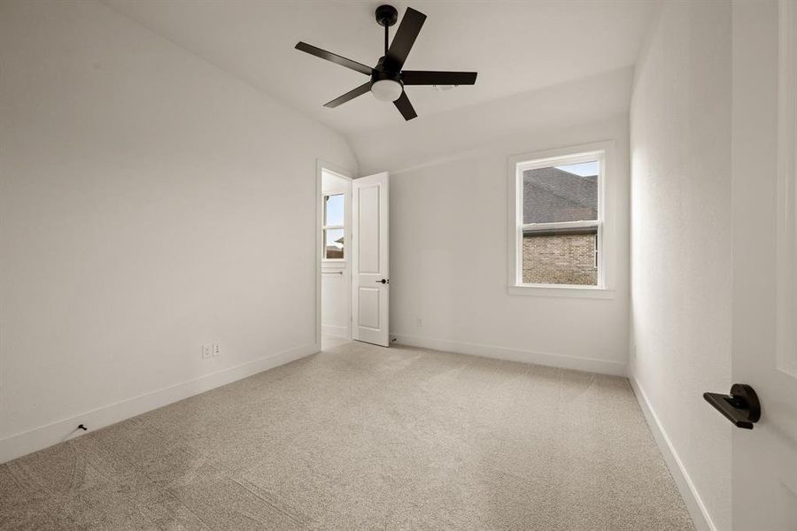 Spacious, unfurnished interior of a new home in NorthGlen, Haslet (Image 22).