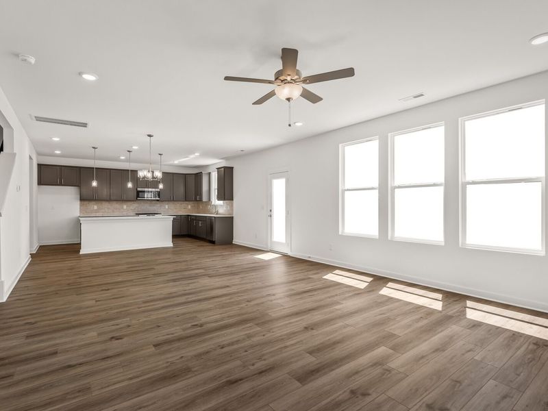 Spacious, unfurnished interior of a new home in Calista Farms, White House (Image 22).