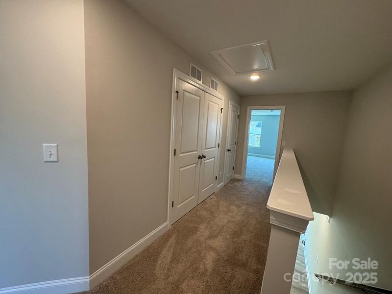 Image 13 of a home in Harrisburg Village.