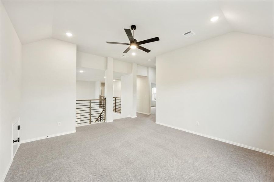Spacious, unfurnished interior of a new home in ArrowBrooke, Aubrey (Image 25). Spacious, unfurnished interior of a new home in ArrowBrooke, Aubrey (Image 25).
