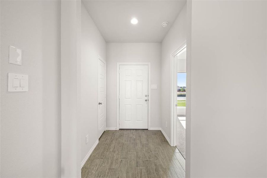 501 Pebble- Entry-1 501 Pebble- Entry-1