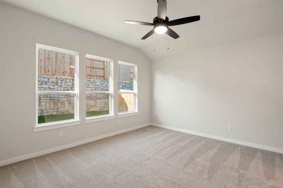 Spacious, unfurnished interior of a new home in Lariat, Liberty Hill (Image 29).