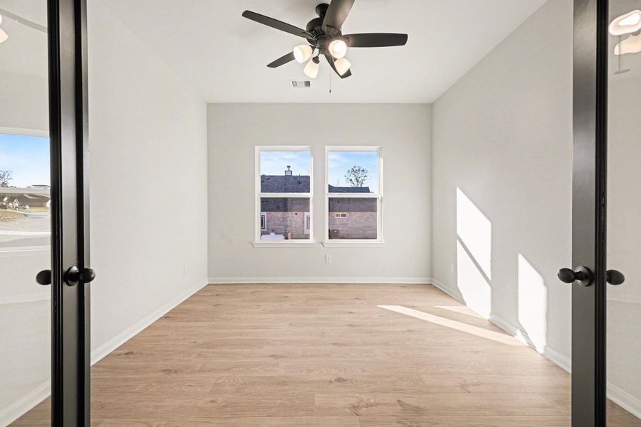 Spacious, unfurnished interior of a new home in Rose Hill Estates, Willis (Image 35).