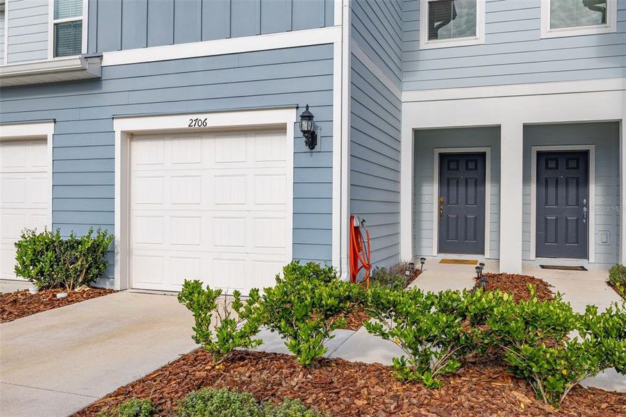 Exterior details and patio area of a home in , Davenport (Image 3).