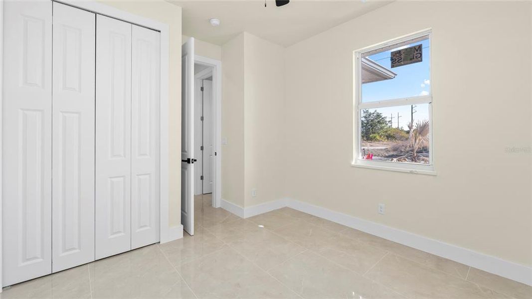 Spacious, unfurnished interior of a new home in , Punta Gorda (Image 27).