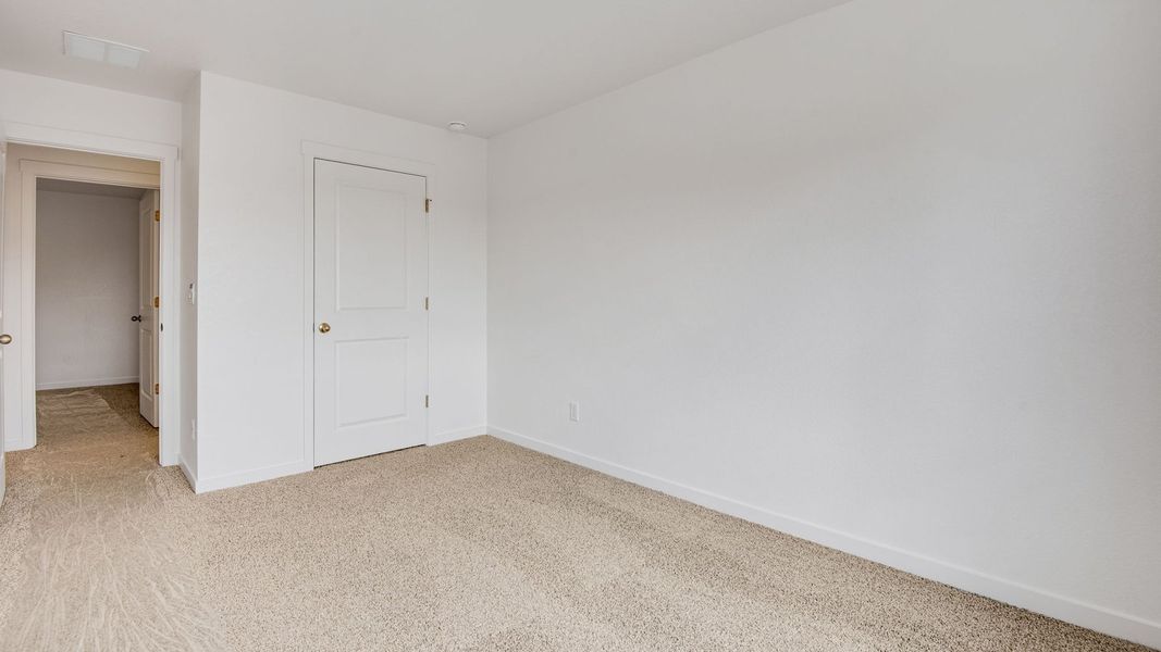 Spacious, unfurnished interior of a new home in Sky Ranch, Watkins (Image 16). Spacious, unfurnished interior of a new home in Sky Ranch, Watkins (Image 16).