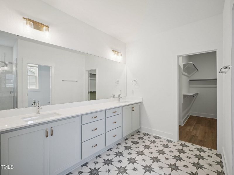 37-web-or-mls-Big Bradley Dr-L1209-035