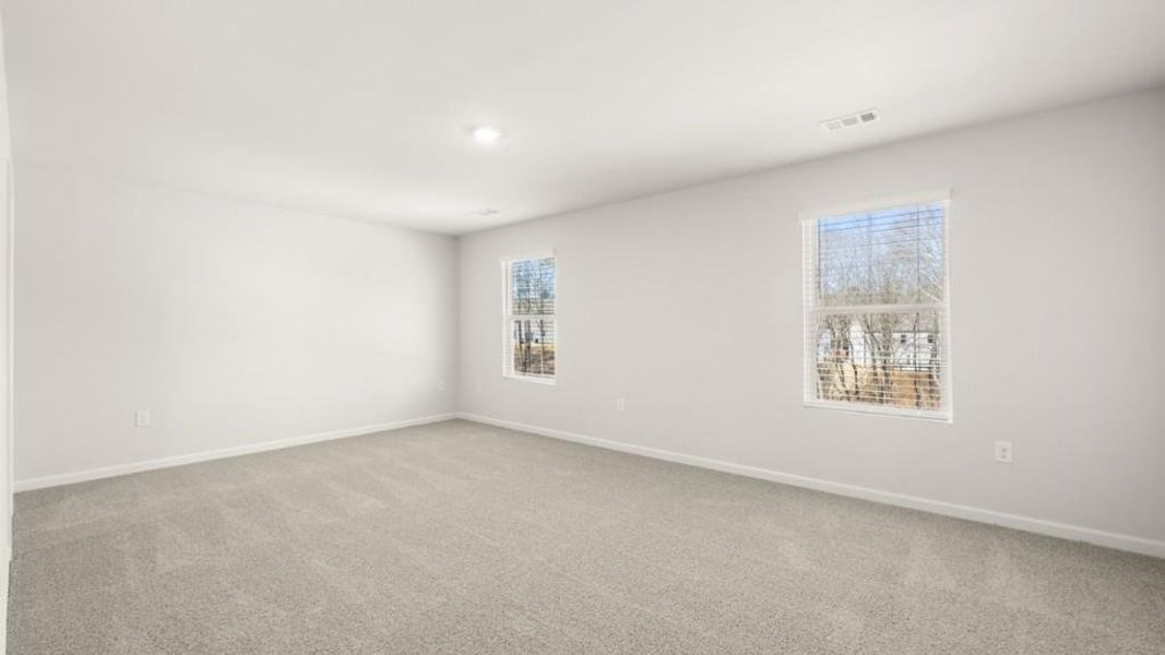 Spacious, unfurnished interior of a new home in Braselton Village, Braselton (Image 18).
