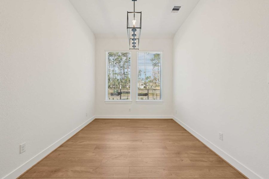 Spacious, unfurnished interior of a new home in The Woodlands Hills, Willis (Image 14).