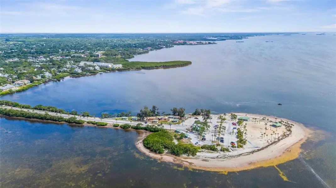 Natural landscape and outdoor views near  in Tarpon Springs (Image 47).
