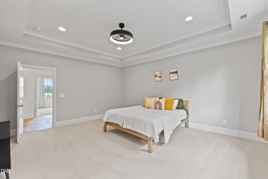 52-807 Crimson_7363 52-807 Crimson_7363