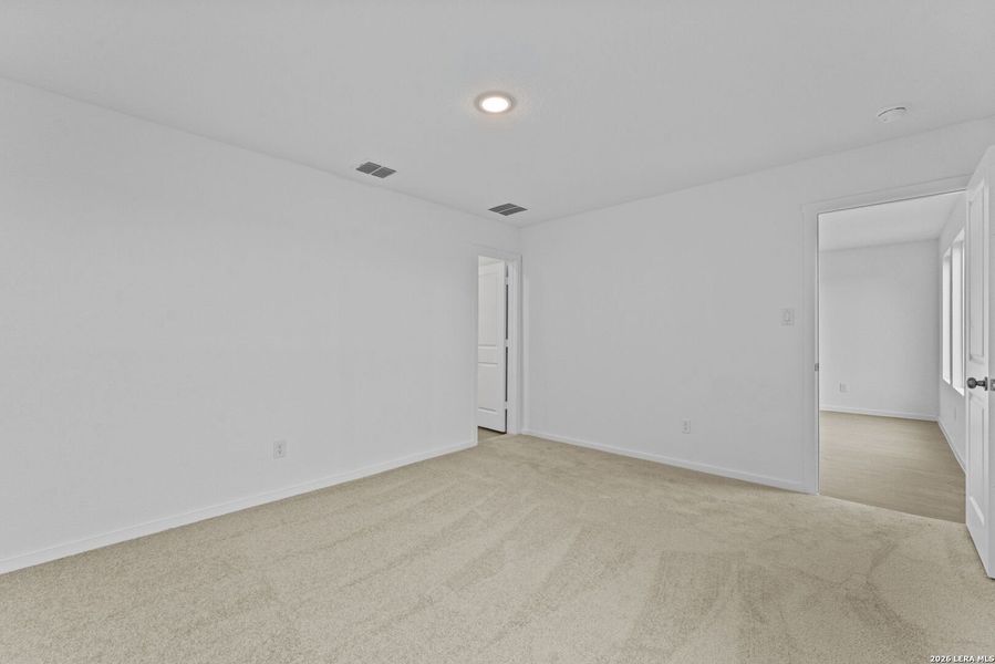 Spacious, unfurnished interior of a new home in Randolph Crossing, Converse (Image 13).