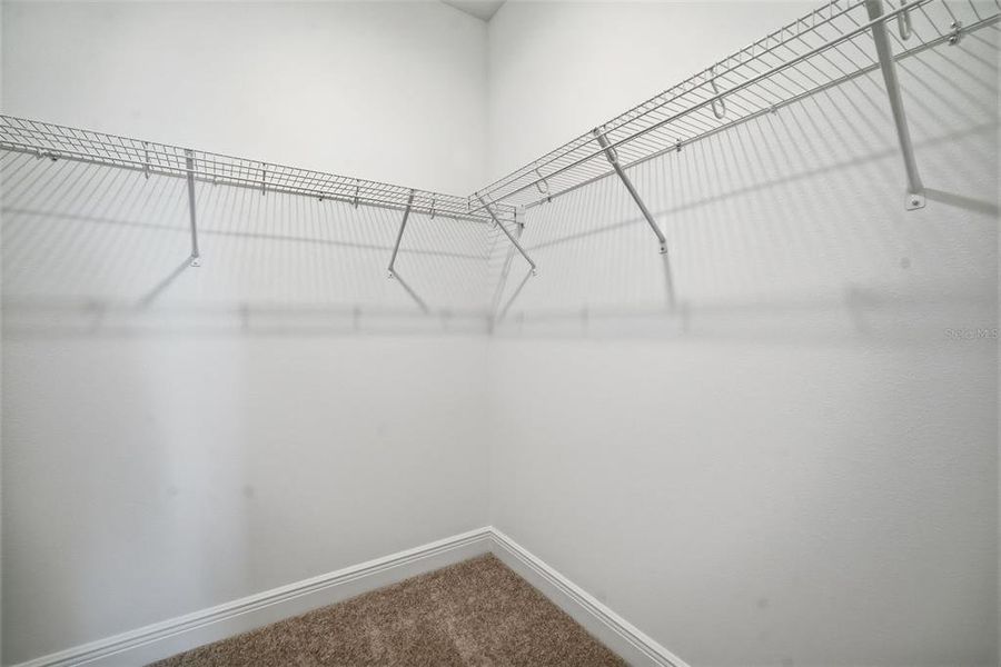 Spacious, unfurnished interior of a new home in North River Ranch, Parrish (Image 31).