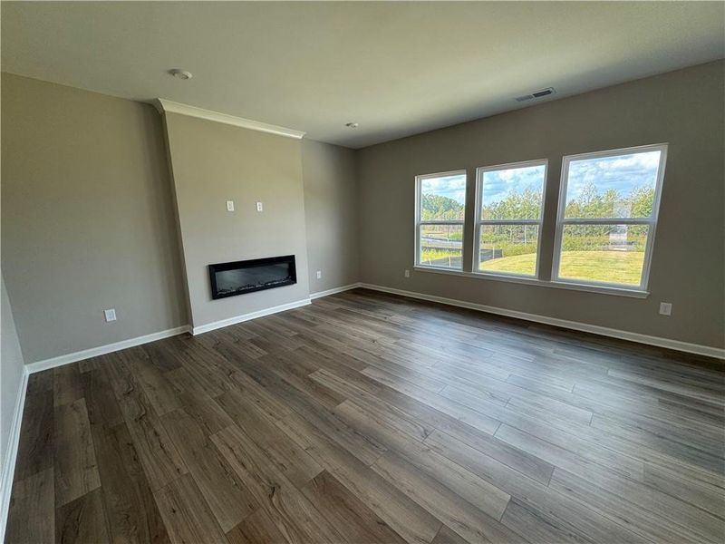 Spacious, unfurnished interior of a new home in Twin Lakes, Hoschton (Image 5).