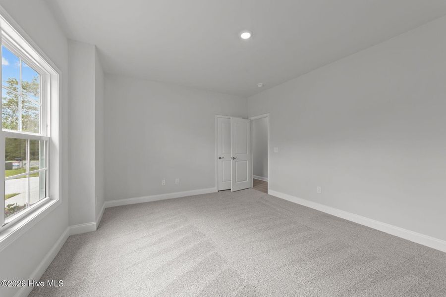 Spacious, unfurnished interior of a new home in Wood Creek, Leland (Image 16). Spacious, unfurnished interior of a new home in Wood Creek, Leland (Image 16).