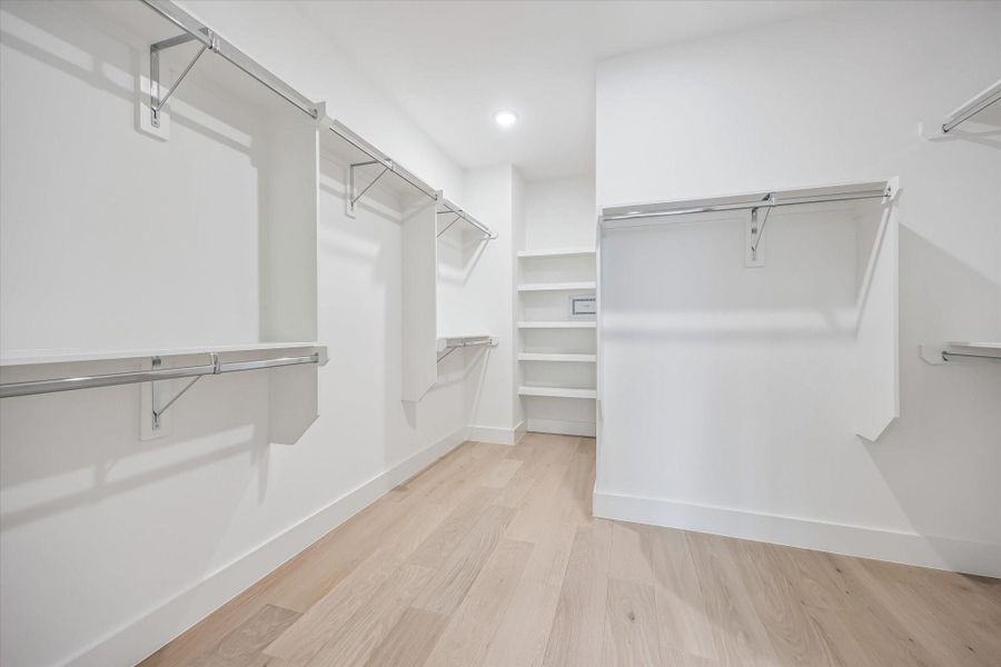 Spacious, unfurnished interior of a new home in The Heights Haus Collection, Houston (Image 22).