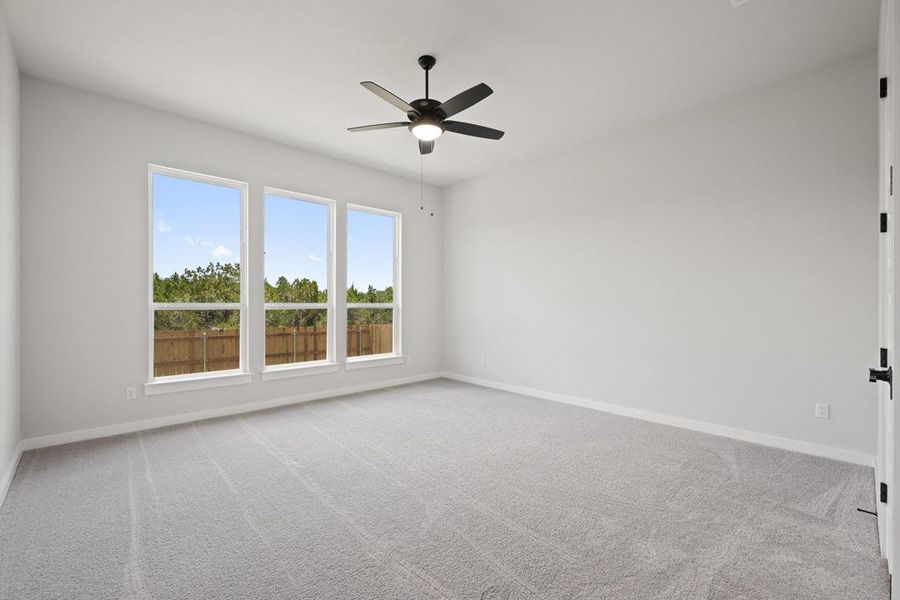 Spacious, unfurnished interior of a new home in Heritage, Dripping Springs (Image 39).