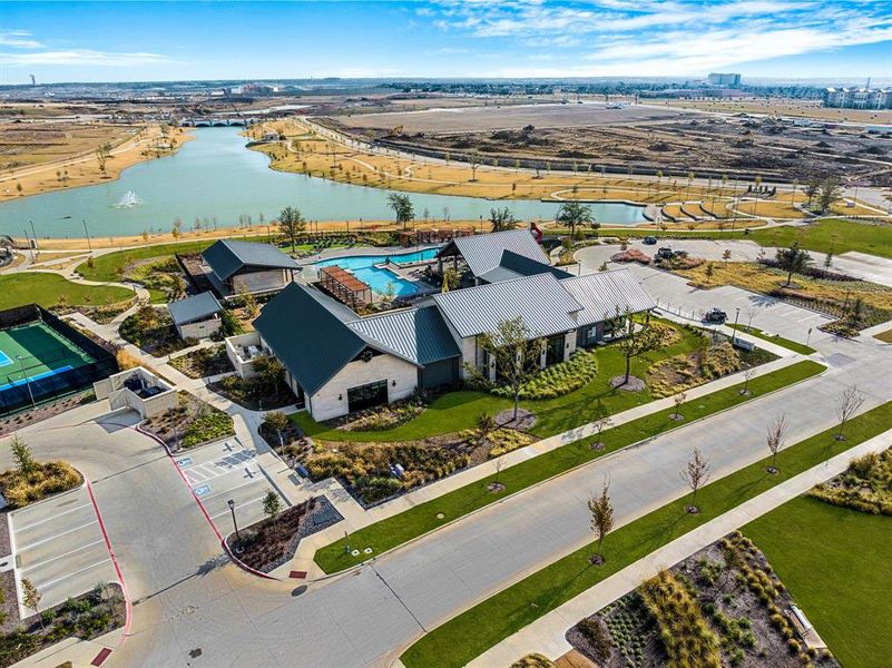 Community amenities in Fields Villas - Darling Homes, Frisco (Image 32).