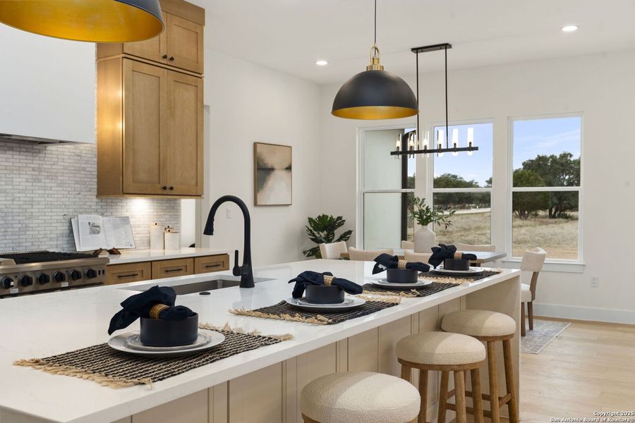 Furnished interior view inside a new home in , Bandera (Image 35).