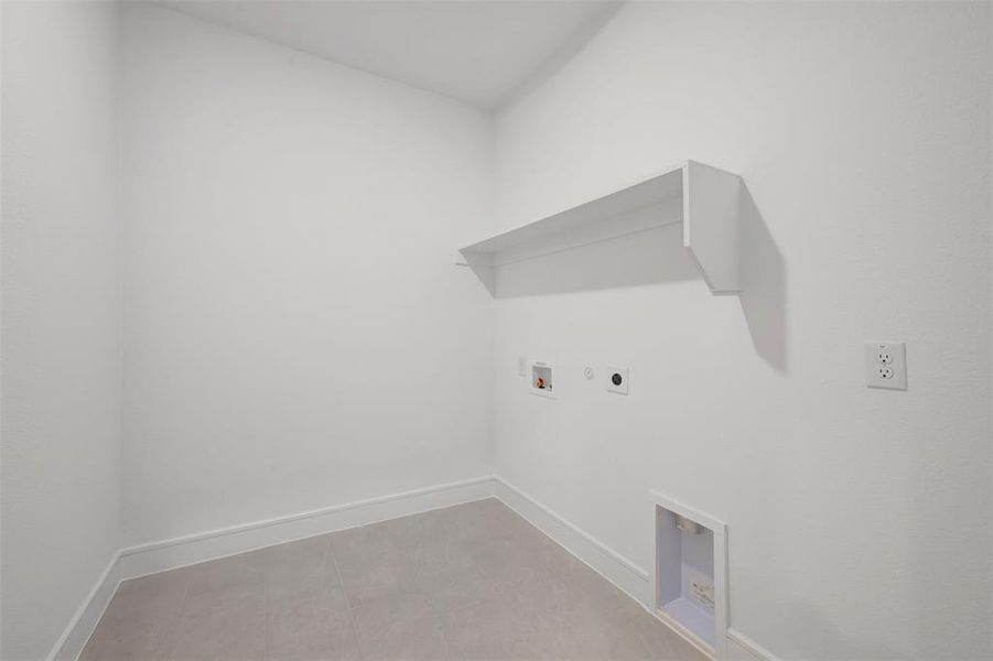 Spacious, unfurnished interior of a new home in Timberbrook, Justin (Image 22).