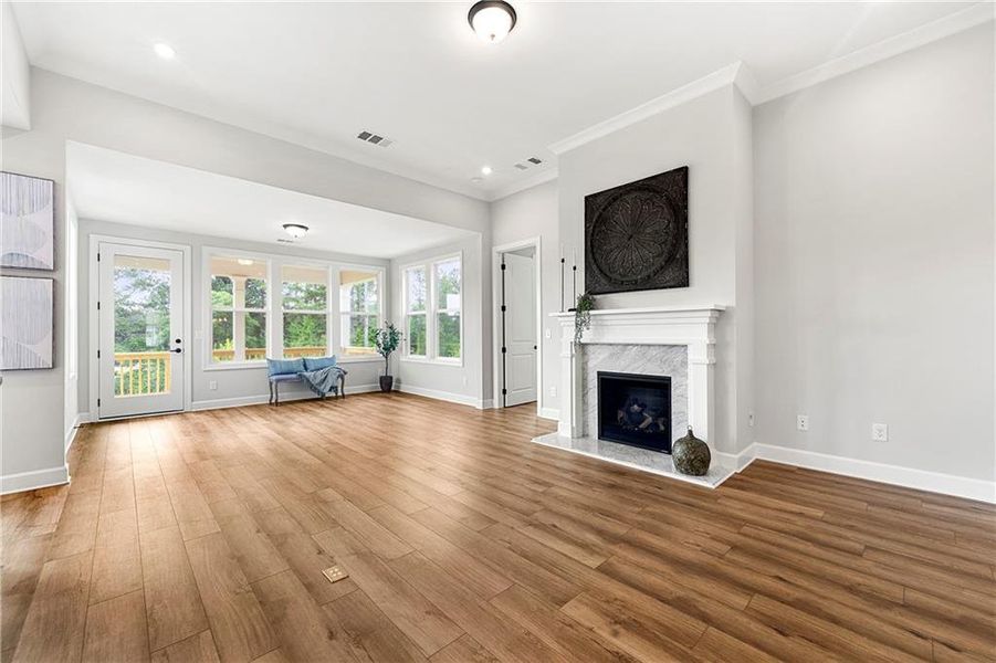 Spacious, unfurnished interior of a new home in Cresswind Georgia at Twin Lakes, Hoschton (Image 13).