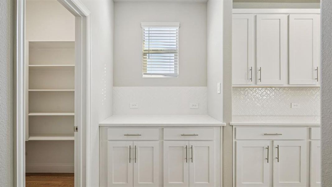 Photo is not of the actual home, but is an inspirational photo of builder’s model home and may depict options, furnishings, and/or decorator features that are not included.