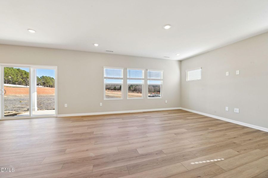 6-web-or-mls-Raleigh - Watkins Glen - 35