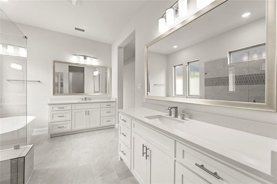 22. 1531 Fairmont - Bath (2) 22. 1531 Fairmont - Bath (2)